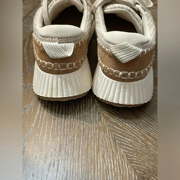 ✨ Dolce Vita Dolen Sneakers Size 7 - Picture 13 of 14